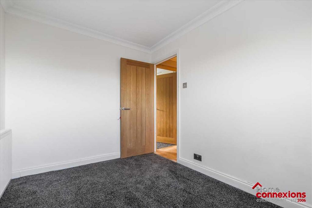 Bedroom Two (2)
