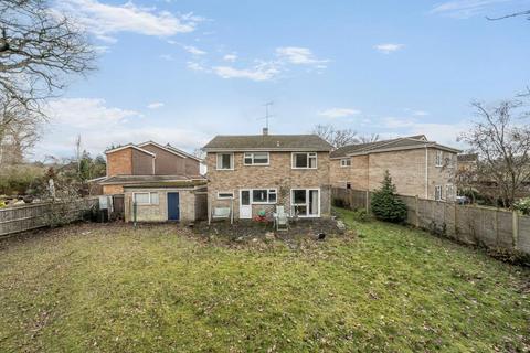 undefined, Ellis Farm Close, Woking, GU22