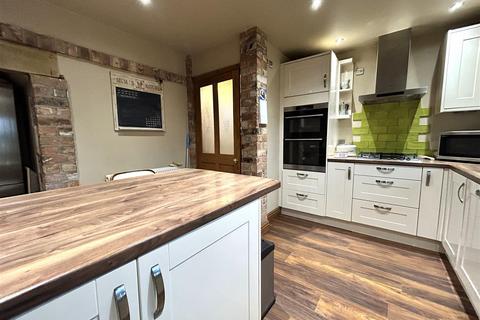 4 bedroom detached house for sale, Highway Road, Thurmaston, Leicester