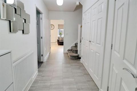 4 bedroom detached house for sale, Gordon Geddes Way, Crewe