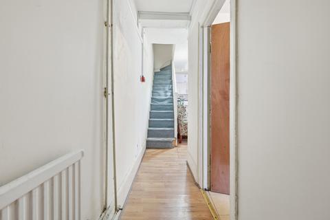 undefined, London E14
