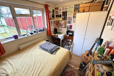 4 bedroom flat to rent, Porchester Road, Kingston Upon Thames, KT1
