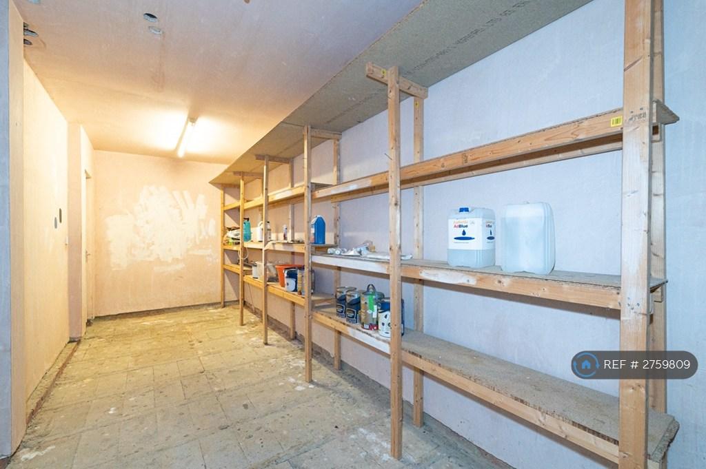 Double Length Garage