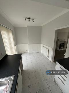 3 bedroom semi-detached house to rent, Withnell Close, Liverpool, L13