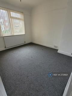 3 bedroom semi-detached house to rent, Withnell Close, Liverpool, L13