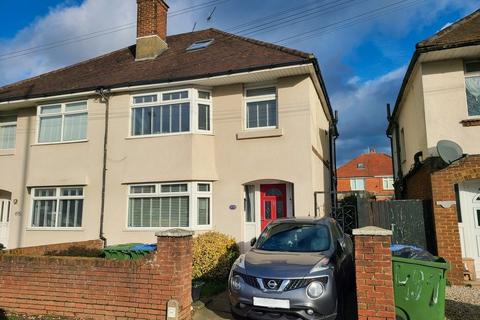 3 bedroom semi-detached house for sale, Millbrook Road West, Southampton, SO15