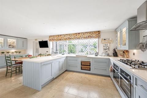 5 bedroom house for sale, Chyngton Way, Seaford