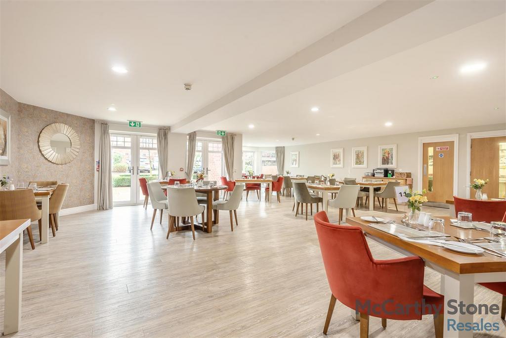 8675841-interior22.jpg