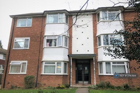 3 bedroom flat to rent, Pendlebury Court, Surbiton, KT5