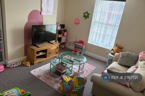 2 bedroom flat to rent, London Road, King's Lynn, PE30