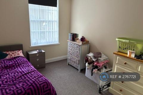 2 bedroom flat to rent, London Road, King's Lynn, PE30