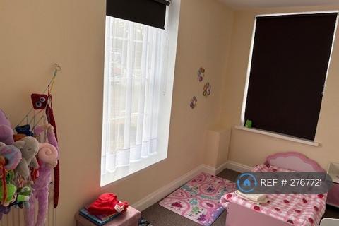 2 bedroom flat to rent, London Road, King's Lynn, PE30