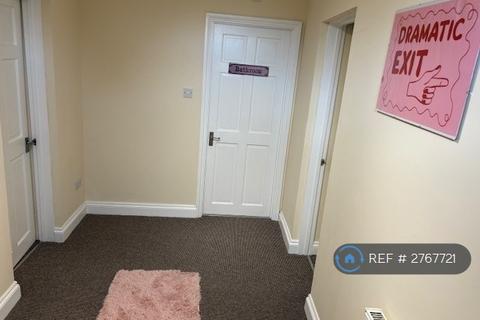 2 bedroom flat to rent, London Road, King's Lynn, PE30
