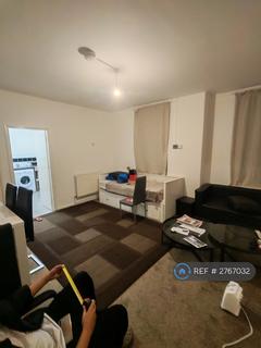 1 bedroom in a flat share to rent, Somerford Street, London, E1