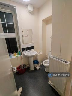 1 bedroom in a flat share to rent, Somerford Street, London, E1