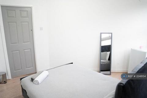 undefined, Ranelagh Road, London, N22