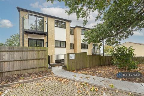2 bedroom flat to rent, The Birches, St. Albans, AL3