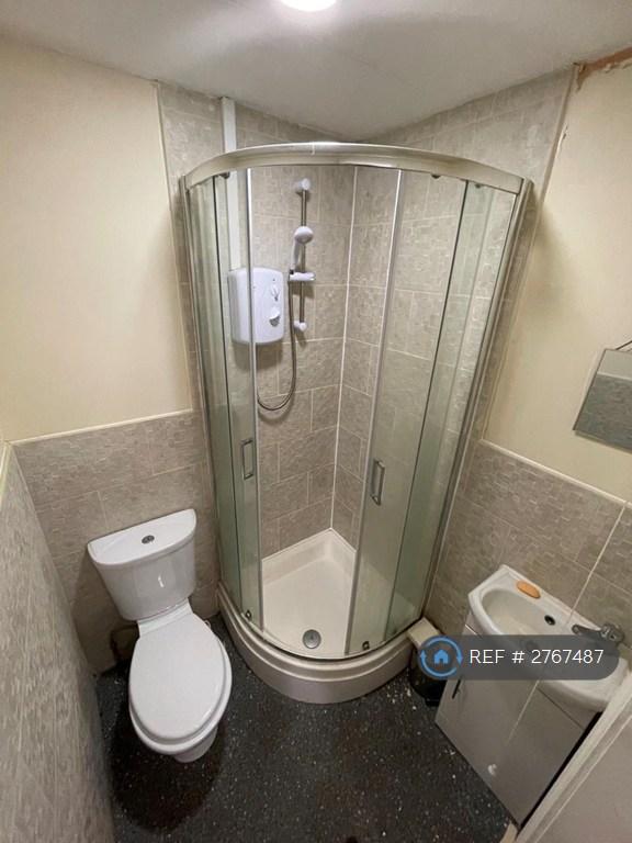 Room 4 En-Suite