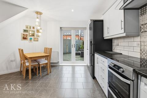 3 bedroom semi-detached house for sale, Foss Road, Derby DE65