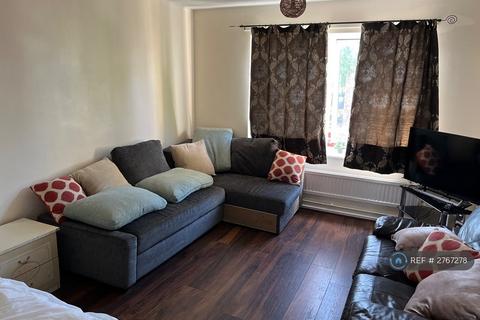 undefined, Woolf Close, London, SE28