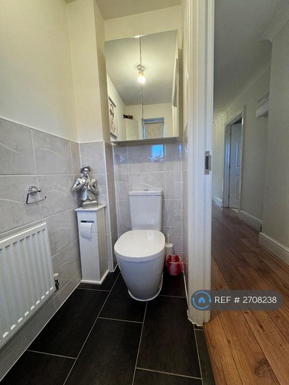 Ground Floor Wc