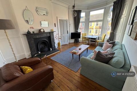 Whitehill Street, Glasgow, G31