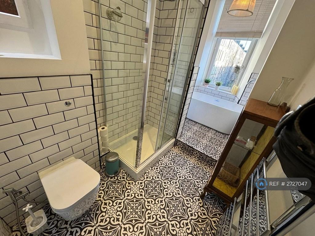Bathroom1