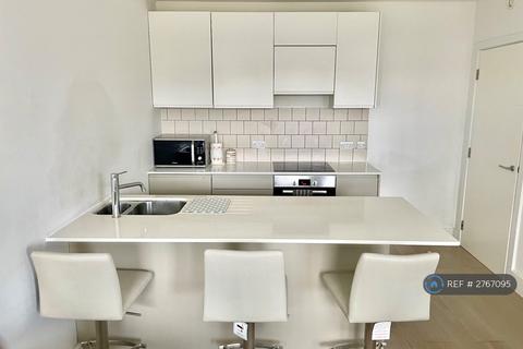 1 bedroom flat to rent, Osborn House, London, SE3