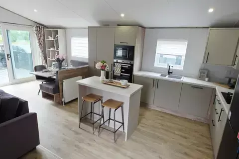 3 bedroom park home for sale, Brean Sands Holiday Park