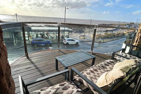 2 bedroom flat for sale, ESPLANADE HOUSE, THE ESPLANADE, PORTHCAWL, CF36 3YE
