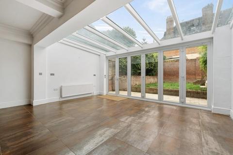 4 bedroom house for sale, Redington Gardens, Hampstead, London, NW3