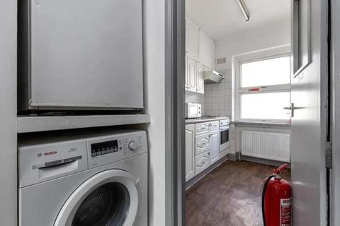 undefined, Gray's Inn Road, London WC1X