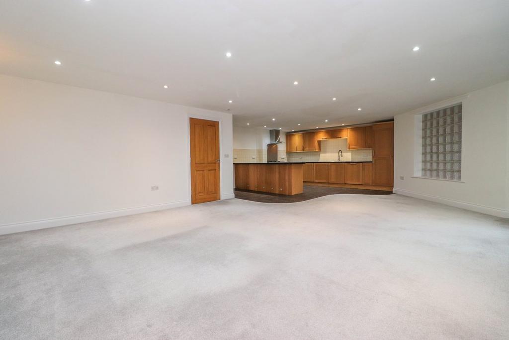 Open Plan dining lounge &amp; Kitchen