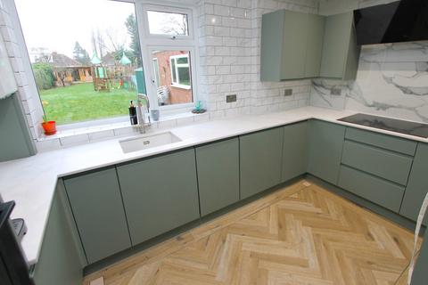 3 bedroom semi-detached house for sale, Vicarage Road, Wollaston, Stourbridge, DY8
