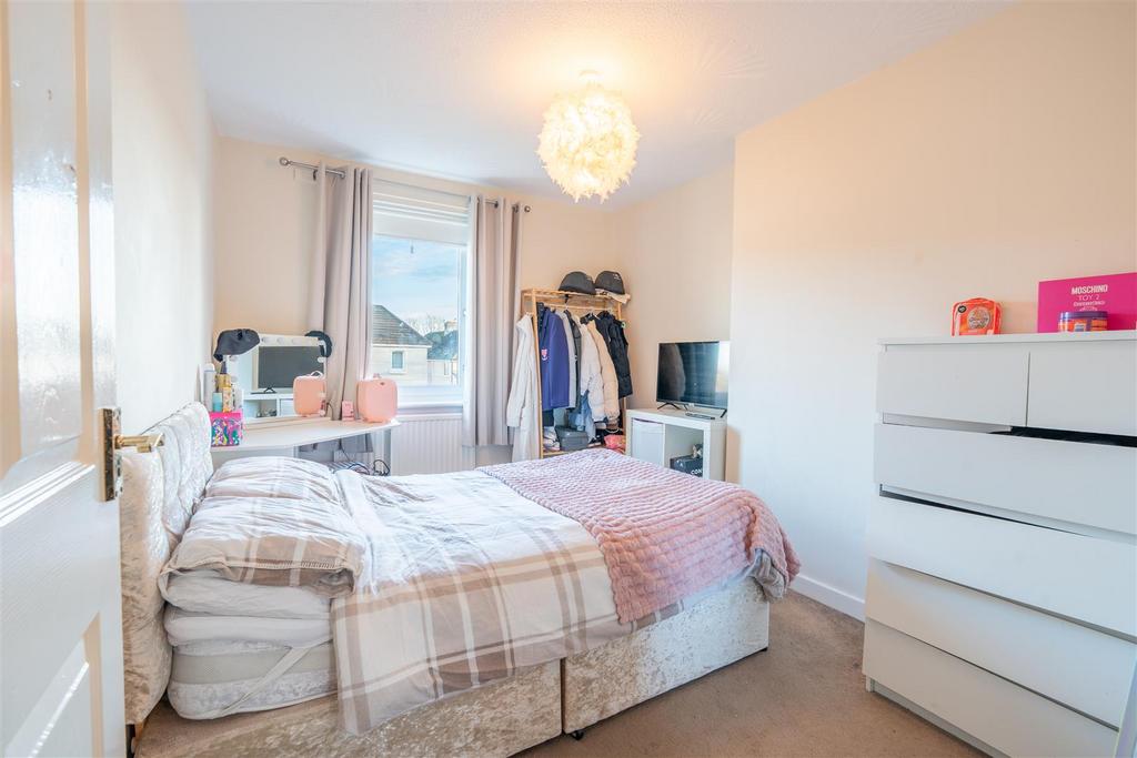 Bedroom.three