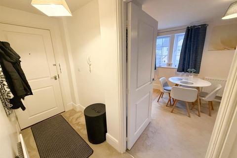 2 bedroom apartment for sale, Willow Avenue, Steeton