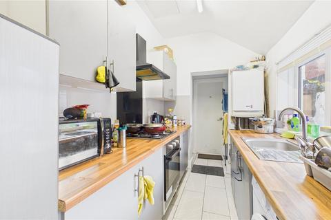 3 bedroom terraced house to rent, Myrtle Street, Middlesbrough TS1