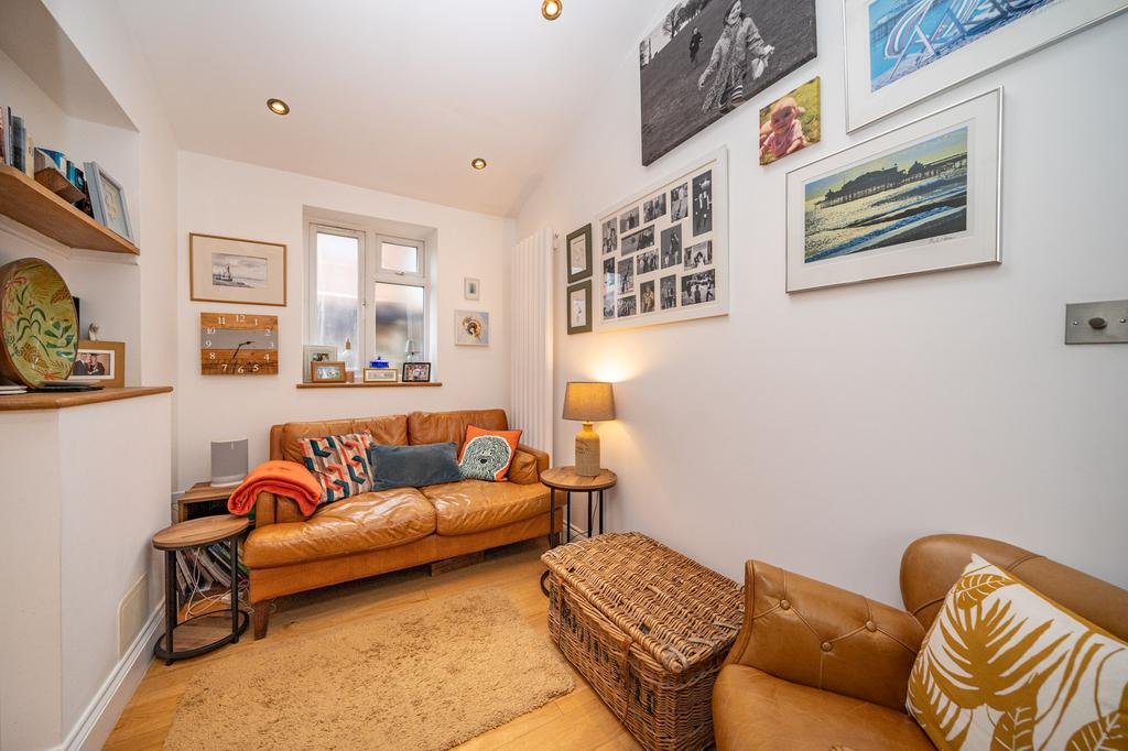 29-Wendover-Way-03737
