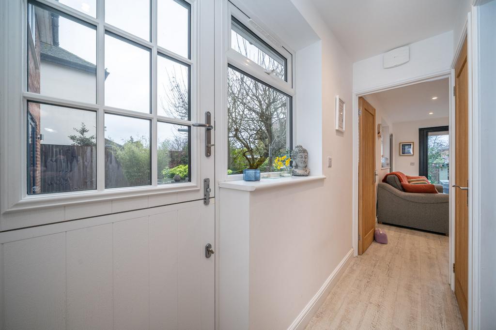 29-Wendover-Way-03743
