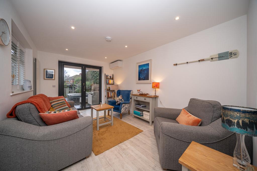 29-Wendover-Way-03750