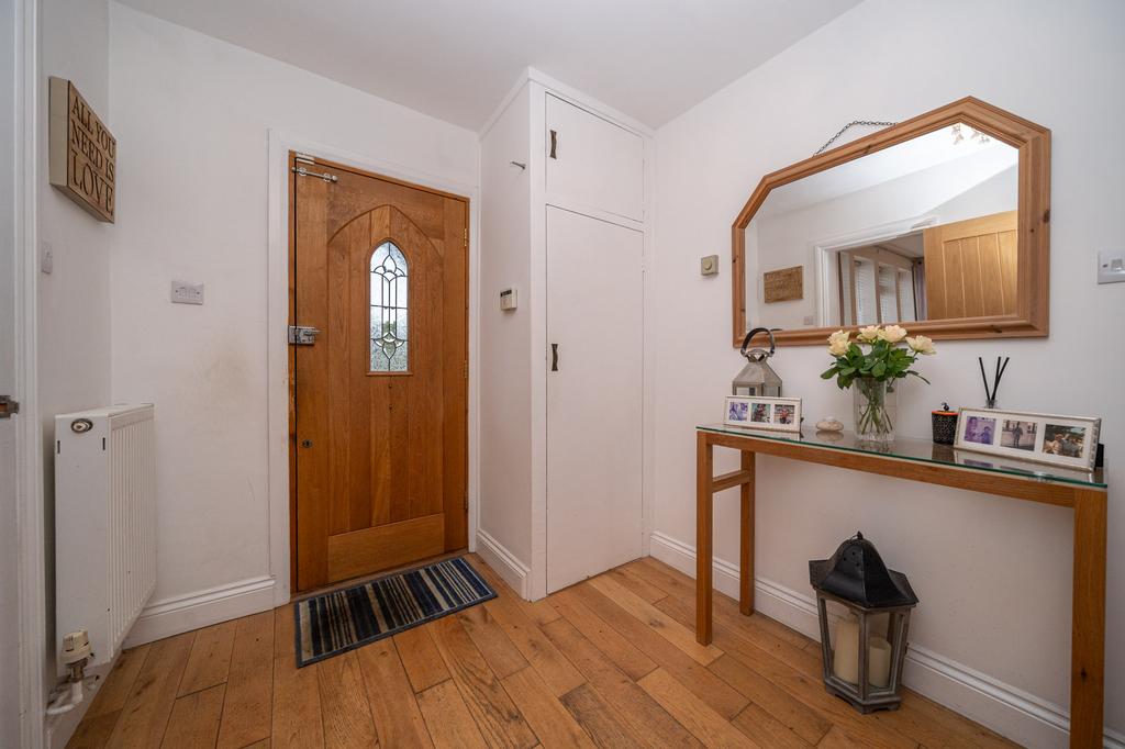 29-Wendover-Way-03759