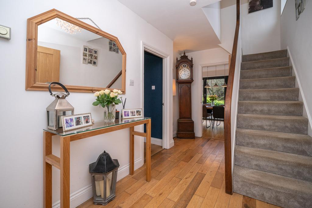 29-Wendover-Way-03714