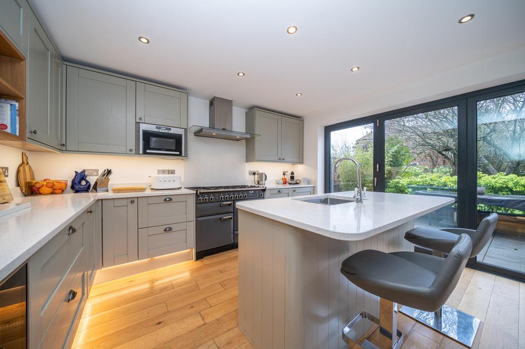 29-Wendover-Way-03721