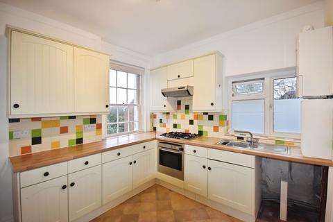 2 bedroom flat to rent, London Road, Brentford
