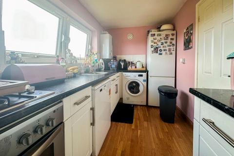 1 bedroom flat for sale, 50 Orchard Close, Radlett, Hertfordshire, WD7 8DN
