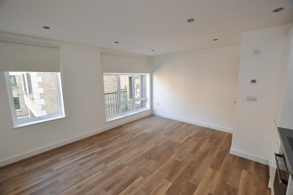 Kitchen/Lounge