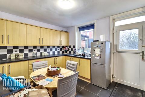 undefined, Crompton Avenue, Barnsley