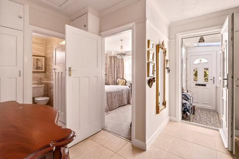 2 bedroom bungalow for sale, Sackville Crescent, Worthing, West Sussex, BN14