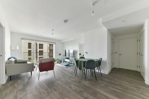 2 bedroom apartment to rent, Millet Place, Pontoon Dock London E16