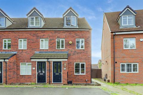 3 bedroom house for sale, Lightning Grove, Nottingham NG15